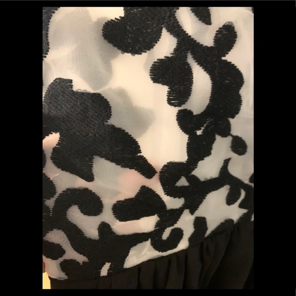 Cameo black white dress stunning on Size small - Picture 3 of 6